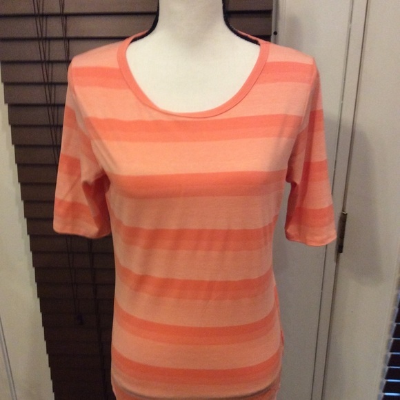 LulaRoe Short Sleeve Shirt Sz Medium M - Picture 1 of 8
